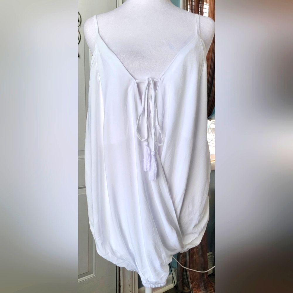 Khush Paloma Tank Women's XXL White Wrap Style Blasoon Racerback  Flowy NWT